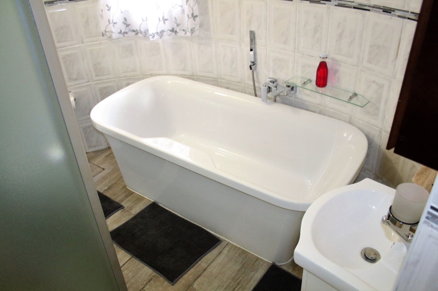 9 Bedroom Property for Sale in Schoemansville North West